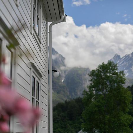 Willa Ostigard 1810 Åndalsnes Zewnętrze zdjęcie